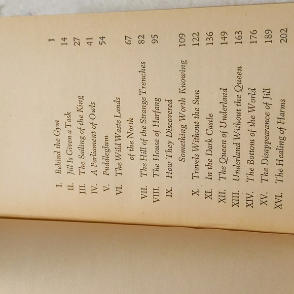 5 of C.S. Lewis The Chronicles of Narnia - Picture 12 of 16